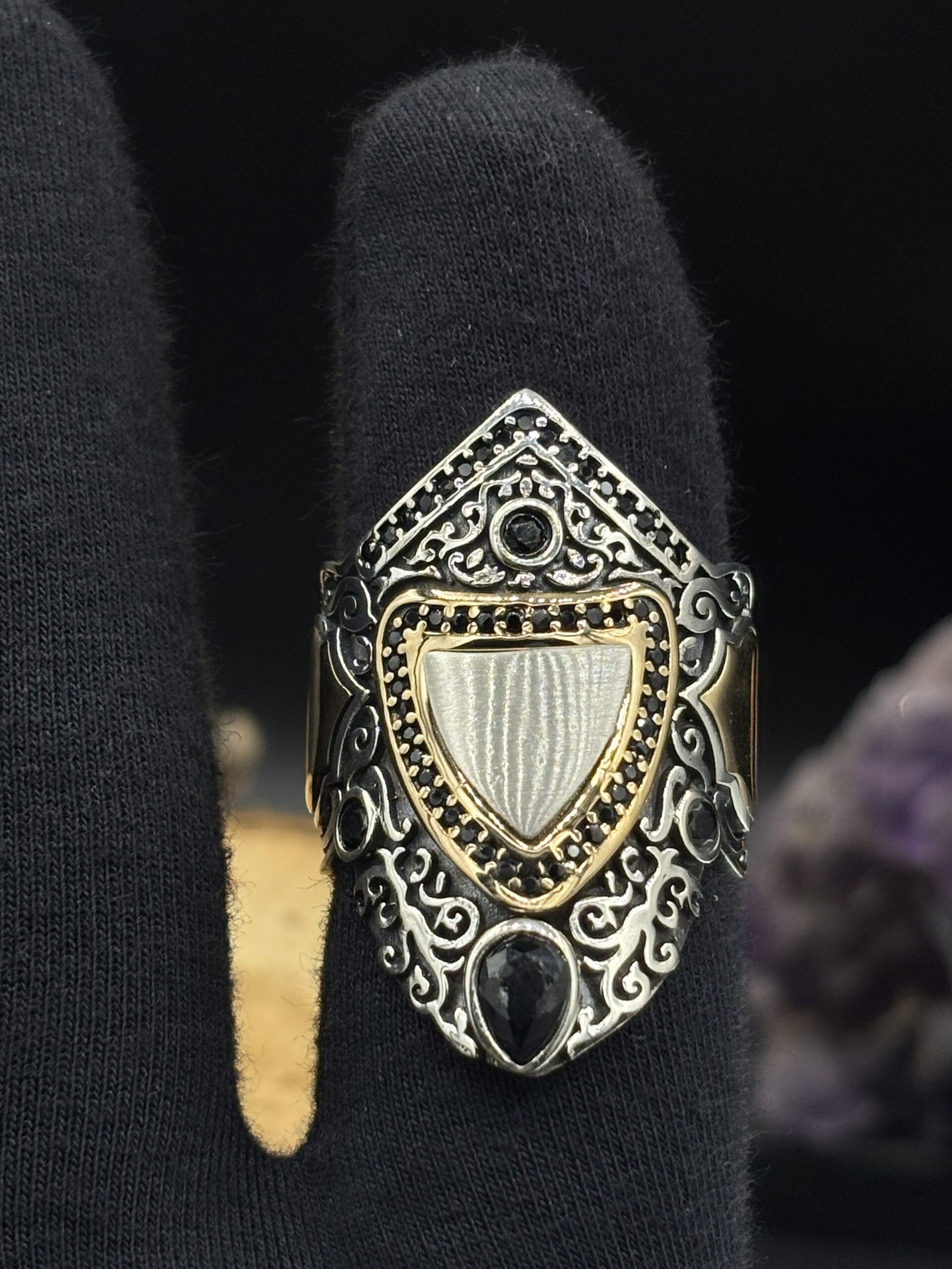 925 Ayar Gümüş Siyah Zirkon Taşlı Zihgir Model Erkek Yüzük – 17 gr