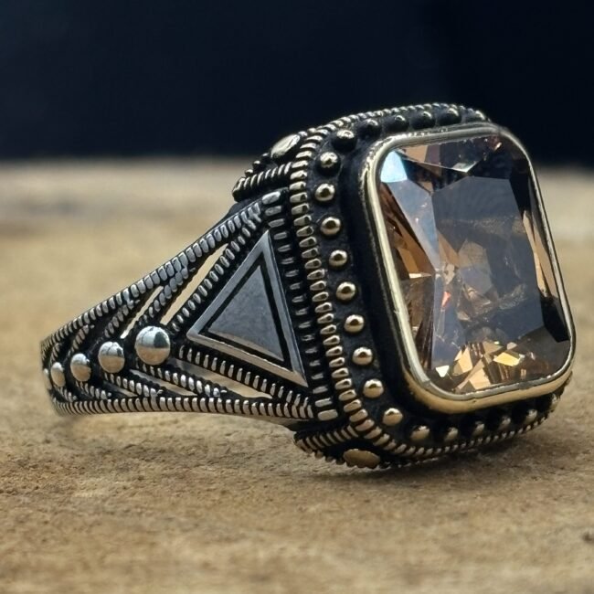 925 Ayar Gümüş Sitrin Taşlı Erkek Yüzük – 12 gr | Şık ve Zarif Tasarım