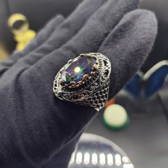 Erkek Mistik Topaz Taşlı 925 Ayar Gümüş Yüzük – El İşçiliği, 23 Gram Özel Tasarım