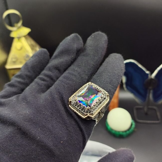 Erkek Mistik Topaz Taşlı 925 Ayar Gümüş Yüzük – El İşçiliği, 25 Gram Özel Tasarım