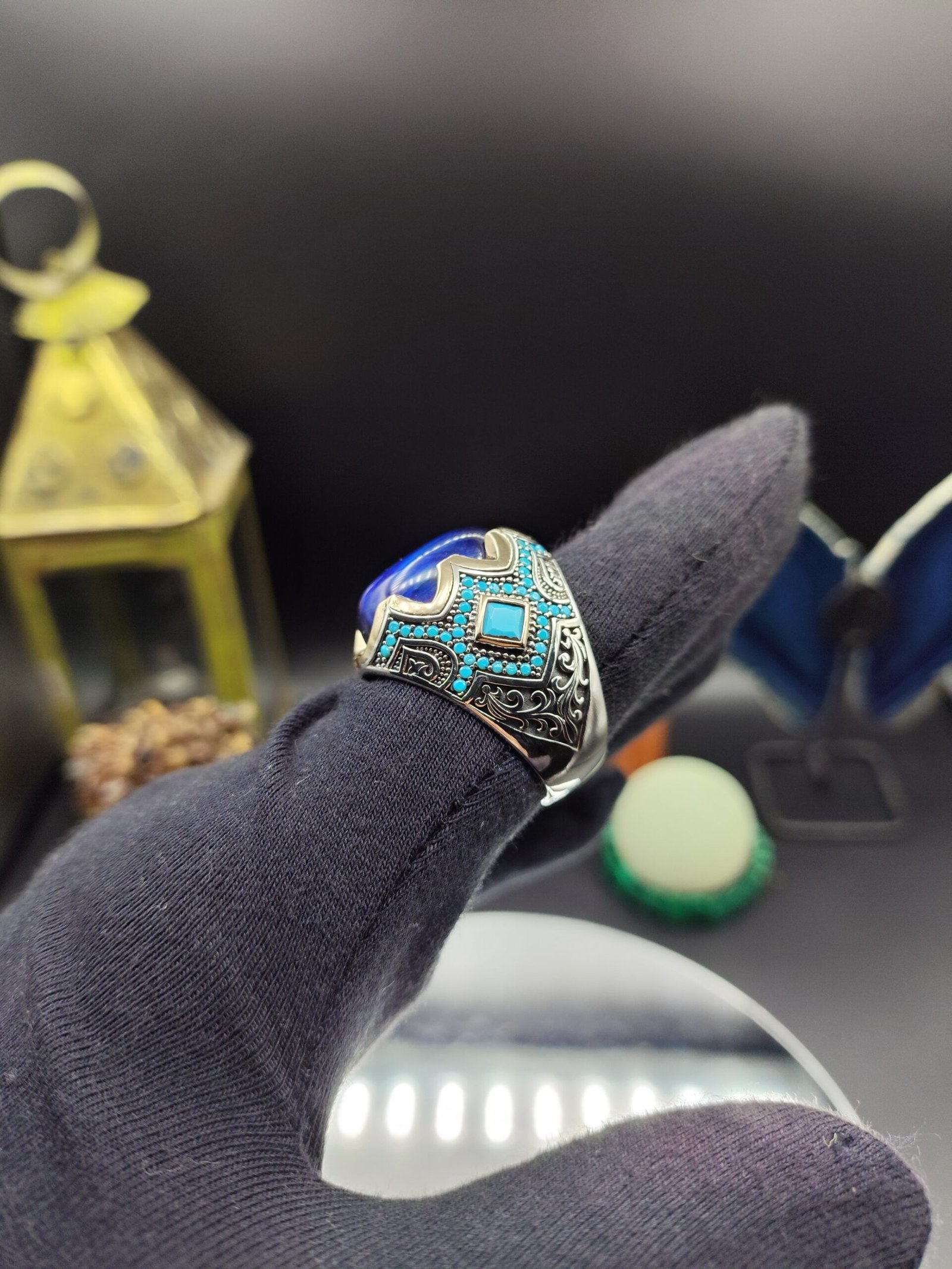 Erkek Mavi Kaplan Gözü Taşlı 925 Ayar Gümüş Yüzük – Yanları Zirkon İşlemeli, El İşçiliği, 20 Gram - Görsel 5