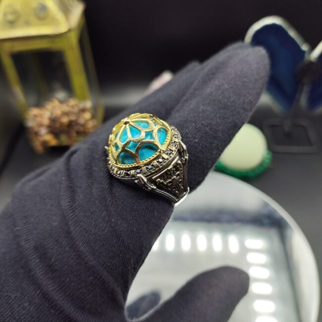 Ayasofya Motifli Firuze Taşlı 925 Ayar Gümüş Erkek Yüzük – Kenarları Zirkon İşlemeli, 22 Gram