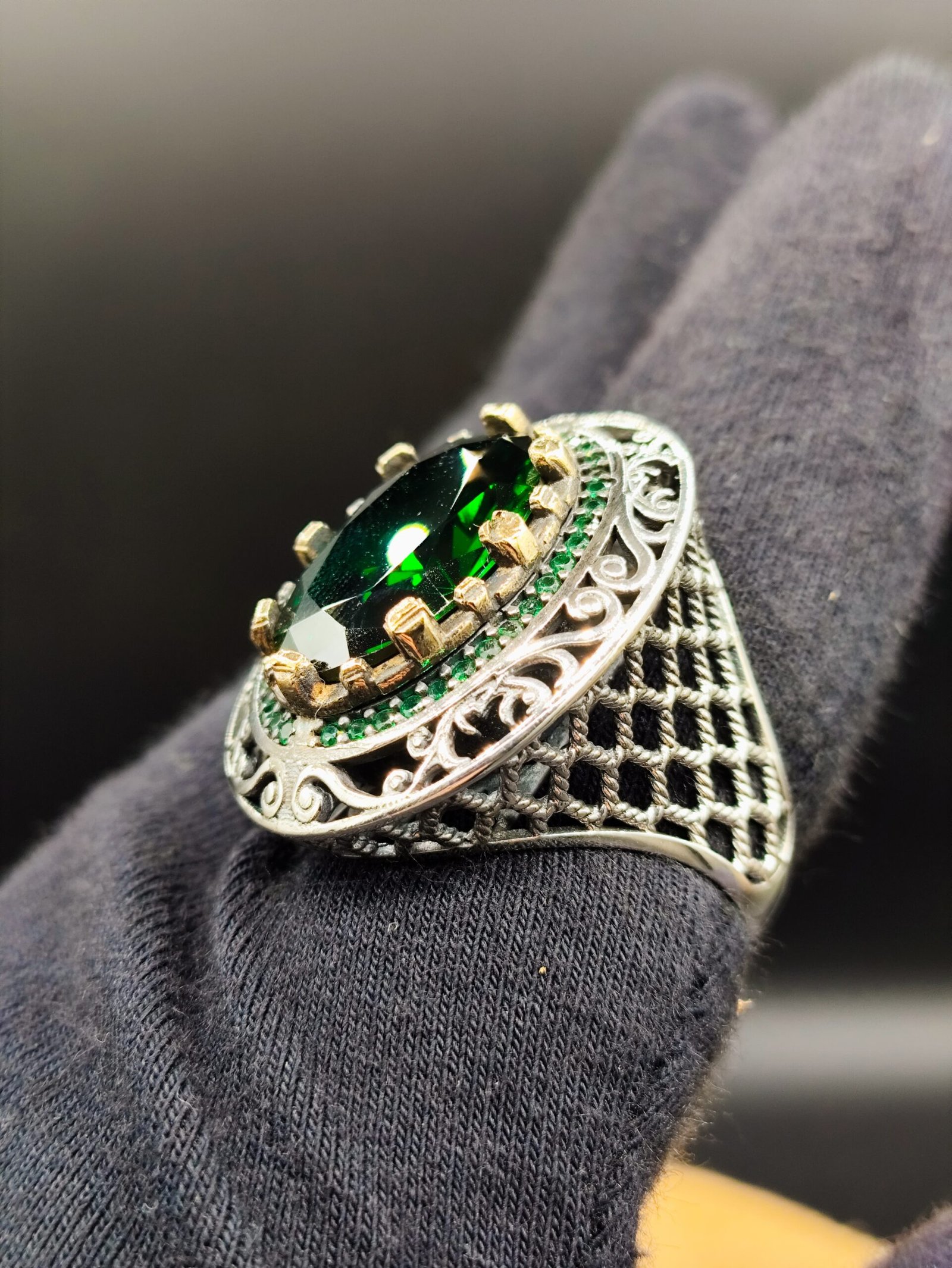 21 Gram 925 Ayar Gümüş Yeşil Zirkon Taşlı Erkek Yüzük - Görsel 6